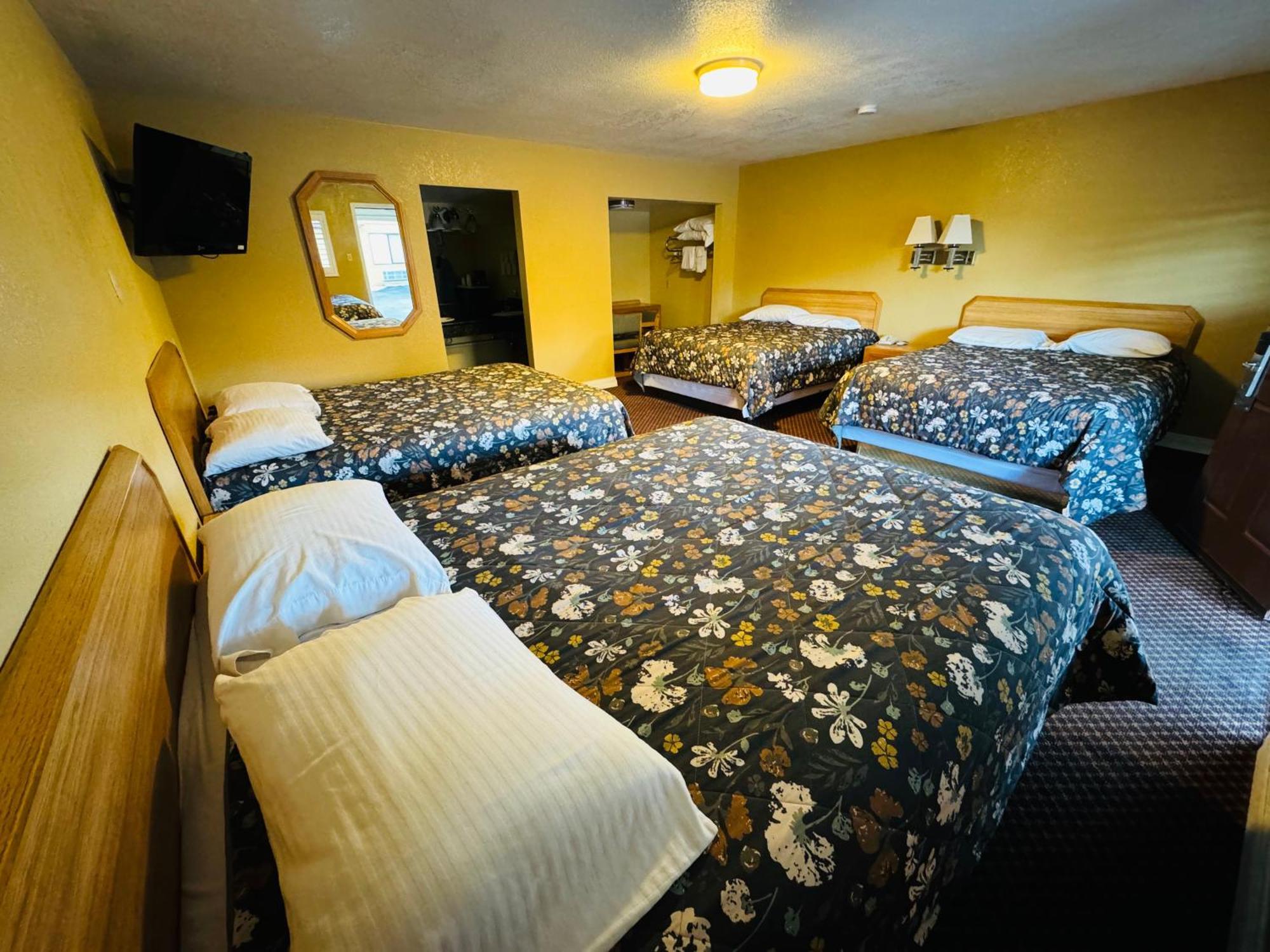 لون باين Mount Whitney Motel المظهر الخارجي الصورة